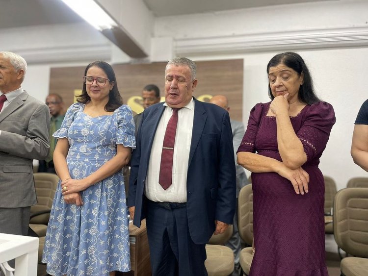Parabéns Pastor Dorival Mendes e irmã Lucilia Fernandes